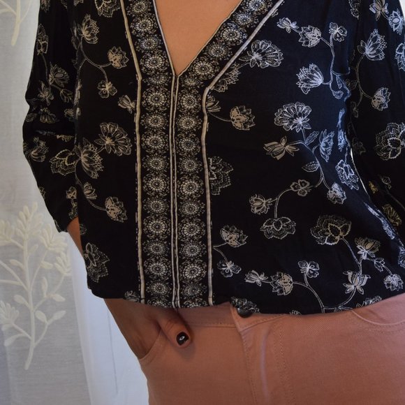BOHO Cropped Top - Picture 3 of 6